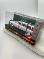 Jada 1/32 Hollywood Rides Ecto-1 Ghostbusters White