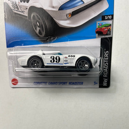 Hot Wheels 1/64 Corvette Grand Sport Roadster # 39 White & Blue