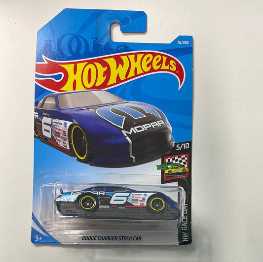 Hot Wheels 1/64 Dodge Charger Stock Car Blue - Damaged Box