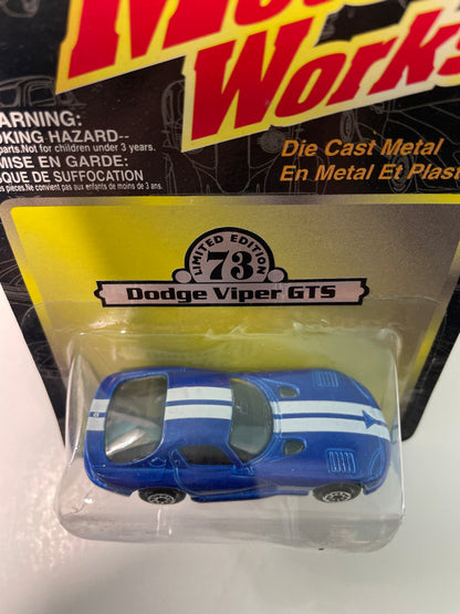 Maisto 1/64 Motor Works Dodge Viper GTS Blue - Damaged Box