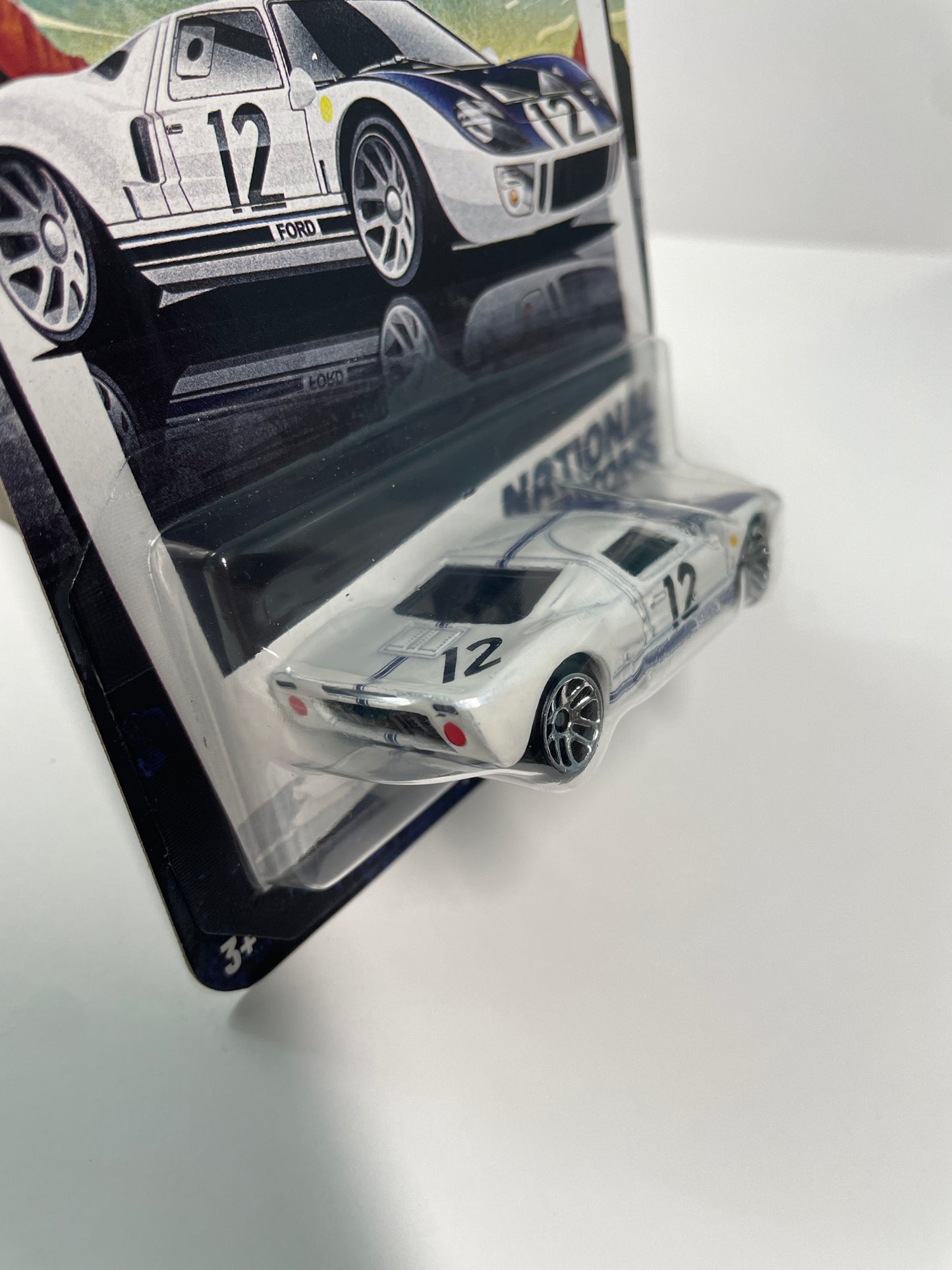 Hot Wheels 1/64 Silver Series National Icons Ford GT40 White
