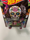 Hot Wheels 1/64 Dia De Los Muertos ‘33 Ford Lo Boy Green