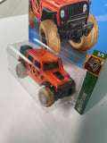 Hot Wheels 1/64 Treasure Hunt ‘17 Jeep Wrangler - Damaged Card