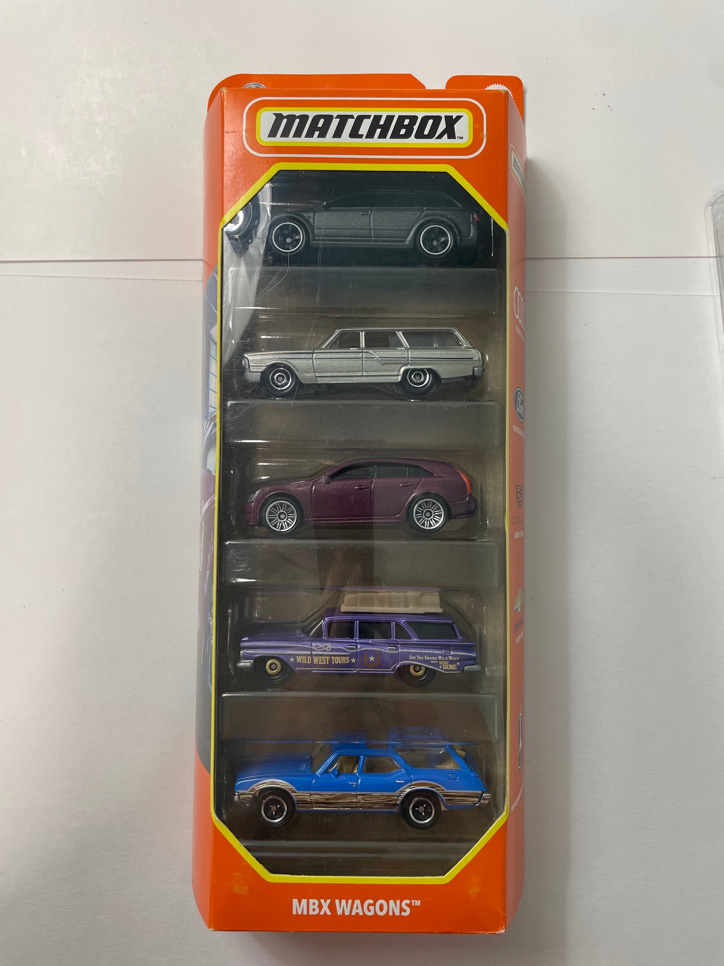 Matchbox 1/64 5 Pack Wagons - Damaged Box