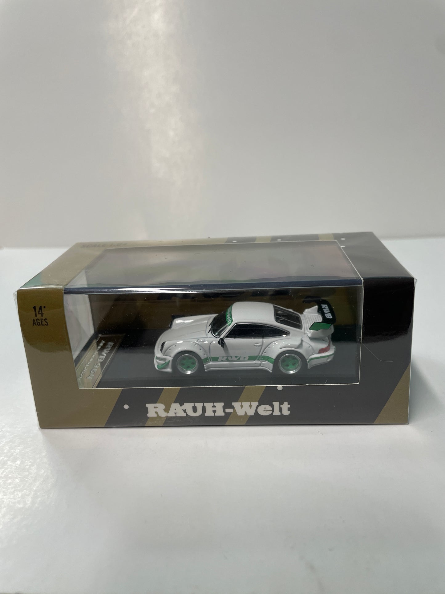 Star Model 1/64 Porsche RWB 964 White w/ Green Rims