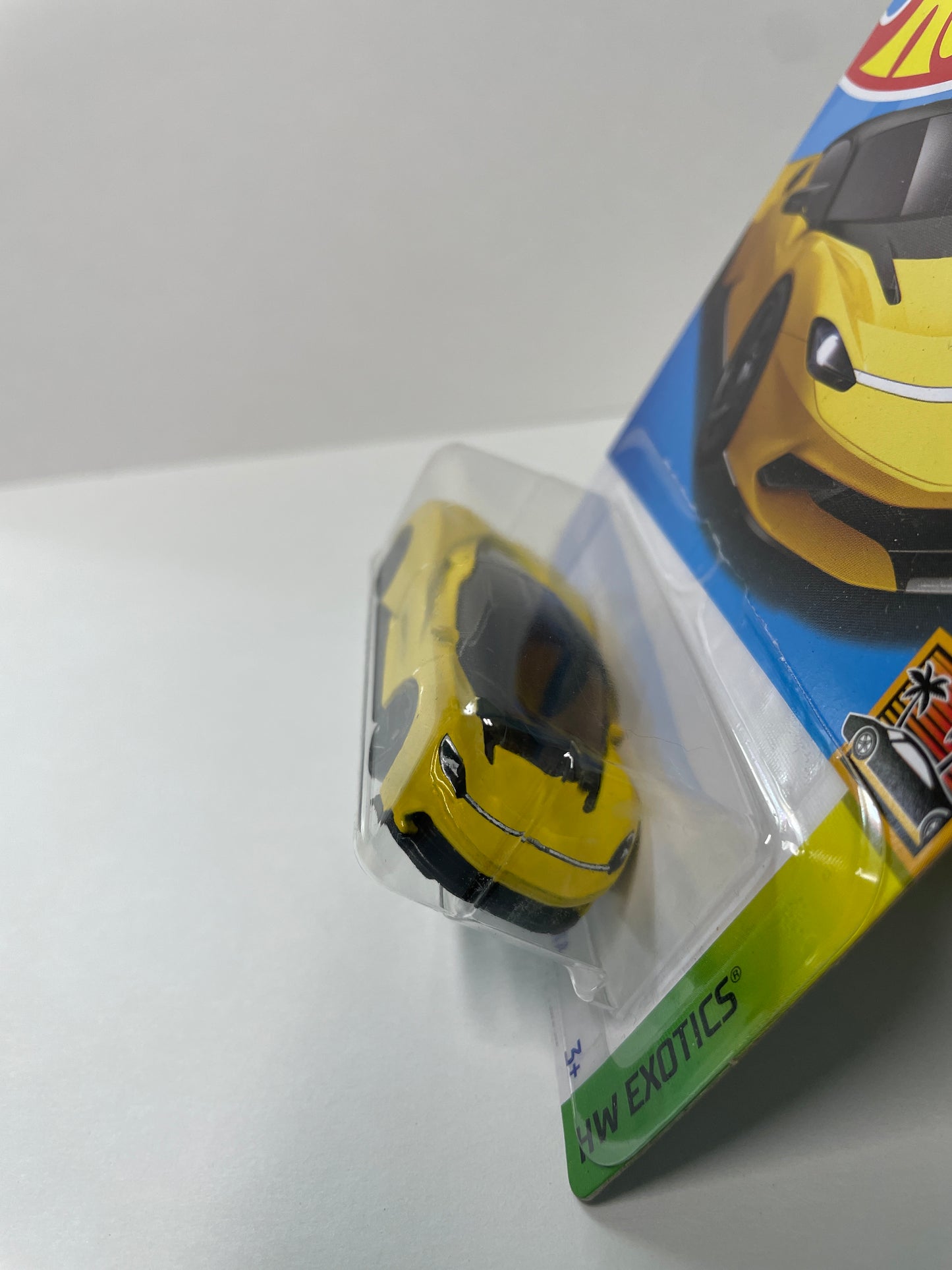 Hot Wheels 1/64 Automobili Pininfarina Battista Yellow - Damaged Box