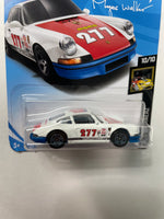 Hot Wheels 1/64 ‘71 Porsche 911 Magnus Walker - Damaged Card