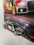 Hot Wheels 1/64 Pop Culture Forza ‘17 Audi RS 6 Avant White - Damaged Card