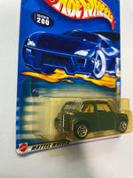 Hot Wheels 1/64 Mini Cooper Green - Damaged Card