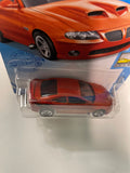 Hot Wheels 1/64 ‘06 Pontiac GTO Orange