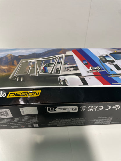 Maisto 1/64 Transporters Mercedes-Benz Actros 1851/ 1990 Mercedes-Benz 190 E Red & Black - 11454 RD - Damaged Box