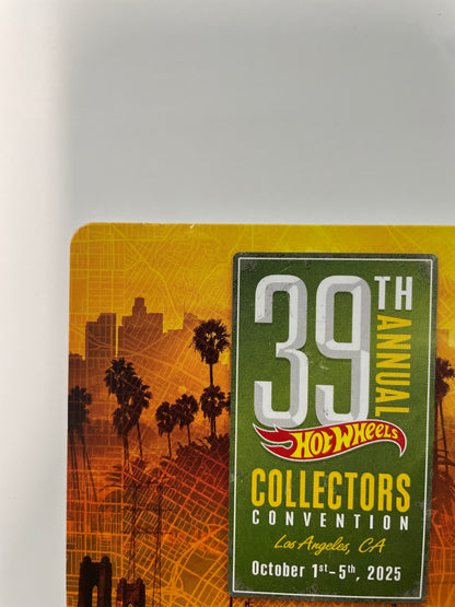 Hot Wheels 1/64 39th Annual Collectors Convention Los Angeles Volkswagen Kool Kombi Black