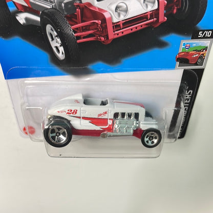 Hot Wheels 1/64 Max Steel White & Red