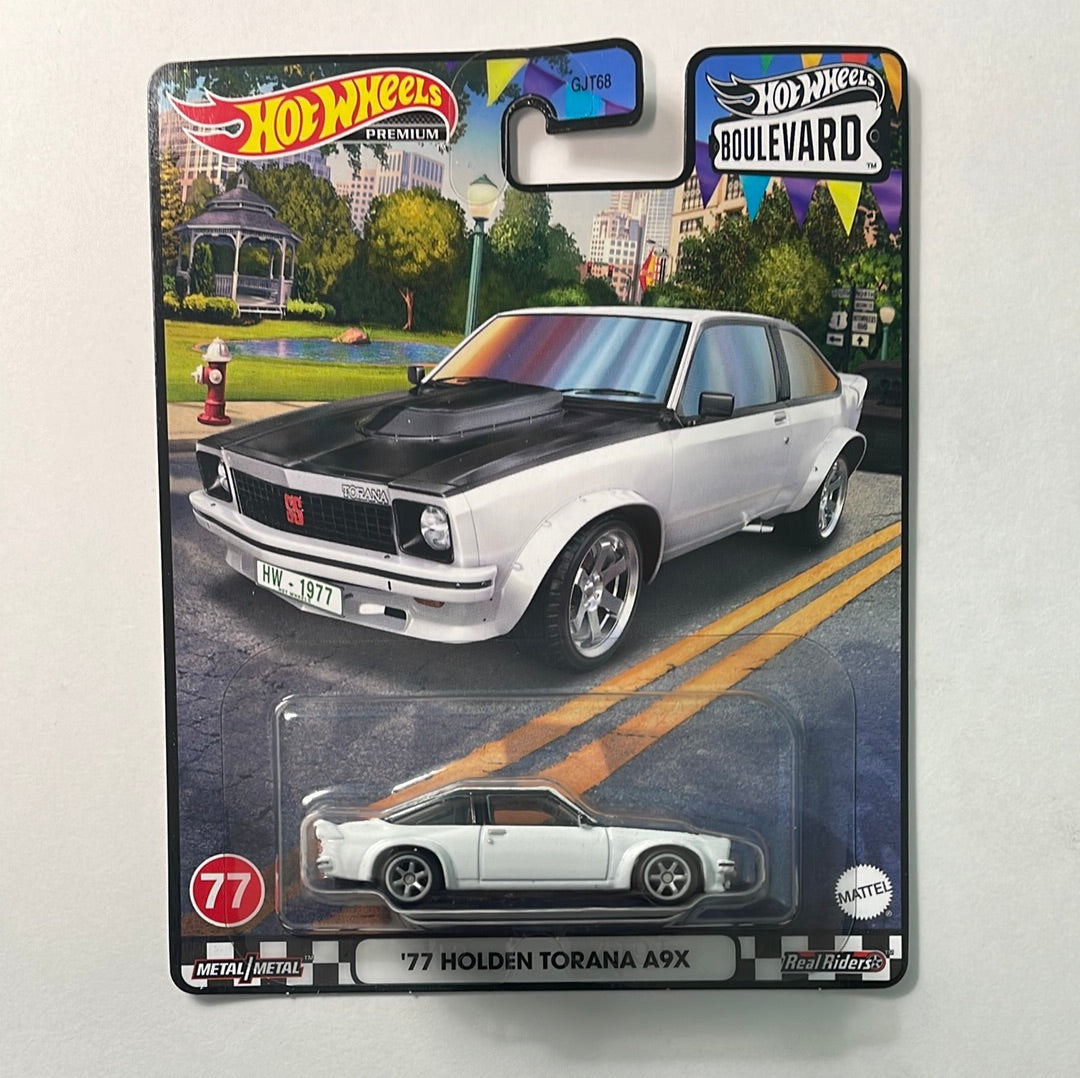 Hot Wheels 1/64 HW Boulevard ‘77 Holden Torana A9X White - Damaged Box