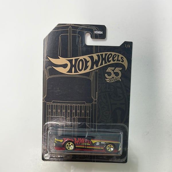 Hot Wheels 1/64 55th Anniversary ‘67 Chevy C10 Black