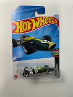 Hot Wheels 1/64 ‘67 Lotus Type 49 Green