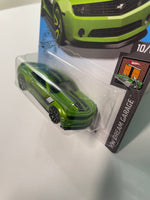 Hot Wheels 1/64 Treasure Hunt 2013 Chevy Camaro Special Edition Green