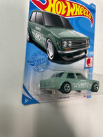 Hot Wheels 1/64 ‘71 Datsun 510 Green - Damaged Card