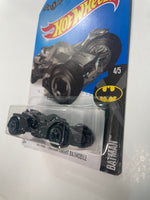 Hot Wheels 1/64 Batman : Arkham Knight Batmobile Grey