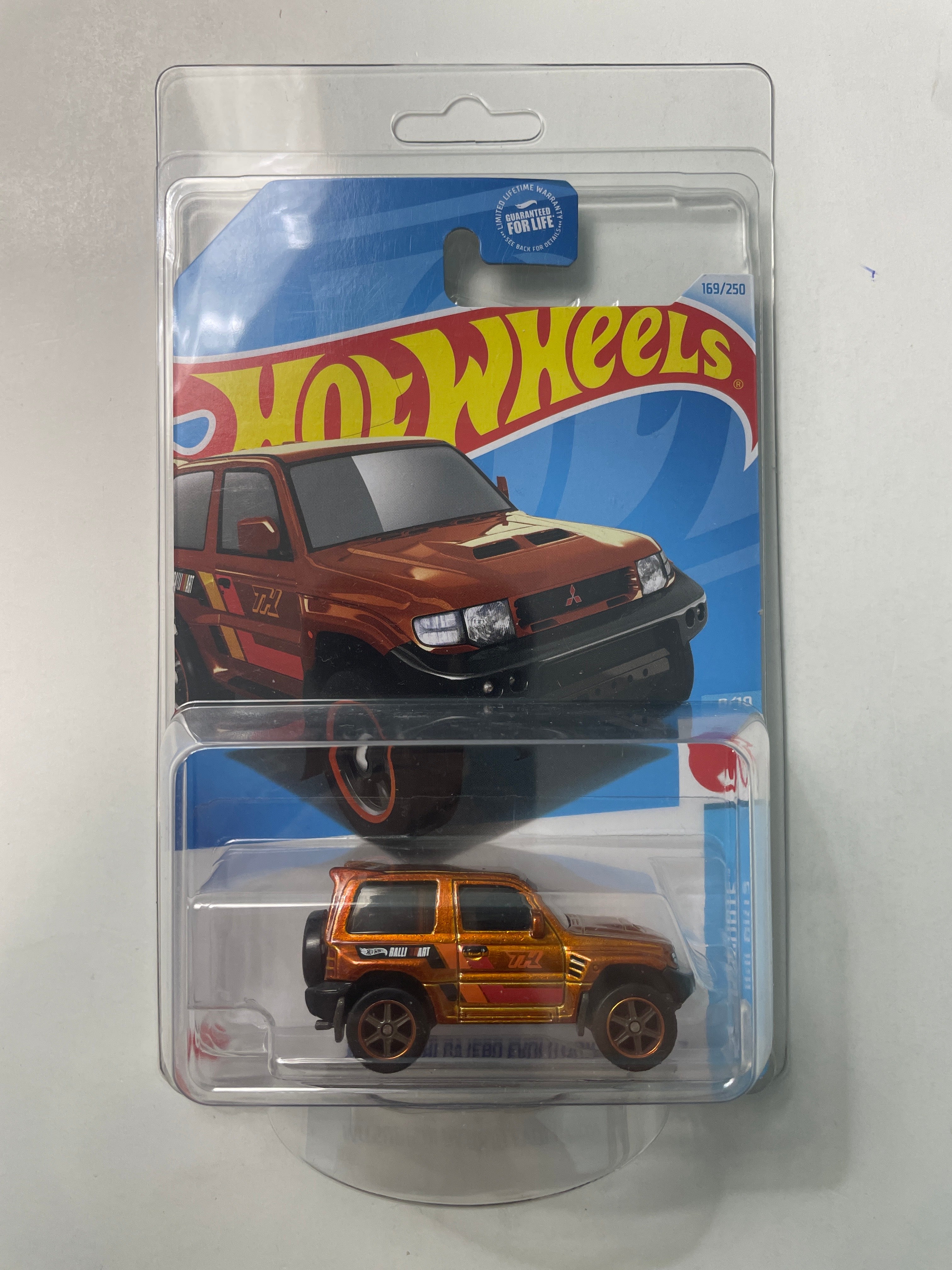Hot Wheels 1/64 Super Treasure Hunt Mitsubishi Pajero Evolution