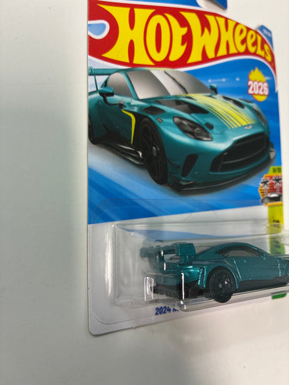Hot Wheels 1/64 2024 Aston Martin Vantage GT3 Teal