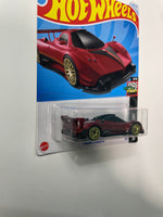 Hot Wheels 1/64 Pagani Zonda R Red