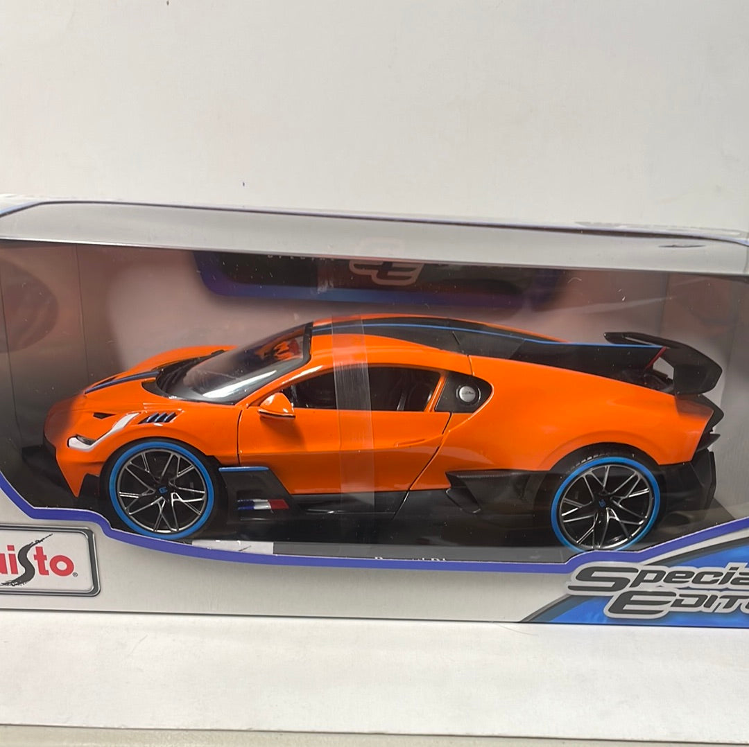1 18 Maisto Bugatti Divo Orange Black Flipn Diecast