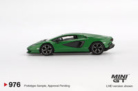 Mini GT 1/64 Lamborghini Countach LPI 800-4 Verde Medio Green