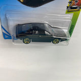 Hot Wheels 1/64 Lotus Esprit S1 Black - Damaged Card