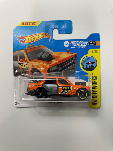 Hot Wheels 1/64 Time Attaxi Short Card Orange