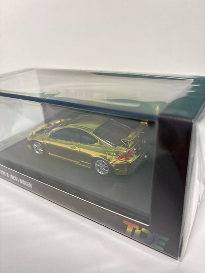 Motorhelix 1/64 2026 TDE Exclusive Event Model Honda Integra Type R (DC5) Mugen Gold Chrome - M65801DZ-ME