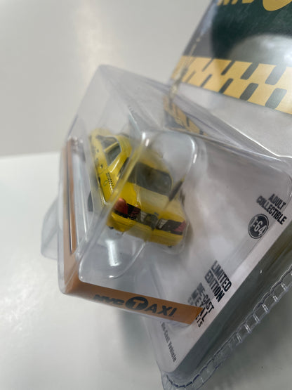 Greenlight 1/64 NYC Taxi Ford Crown Victoria Yellow
