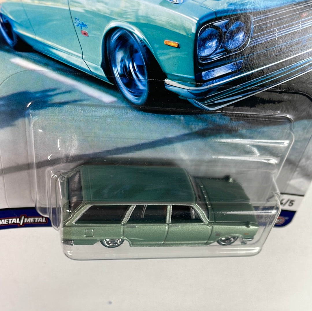 Hot Wheels 1/64 Car Culture Cargo Carriers Nissan C10 Skyline Wagon Green