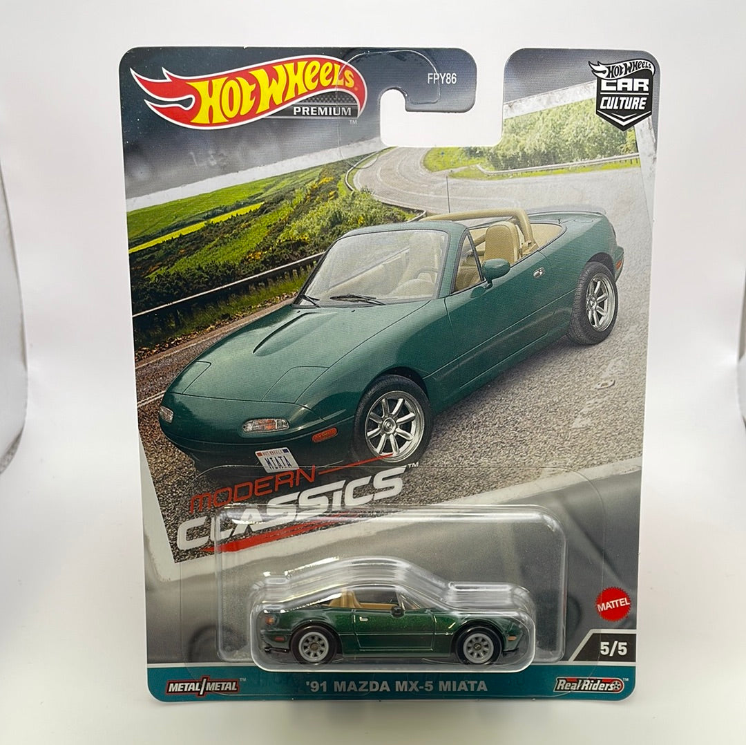 Hot Wheels 1/64 Car Culture Modern Classics ‘91 Mazda MX-5 Miata Green