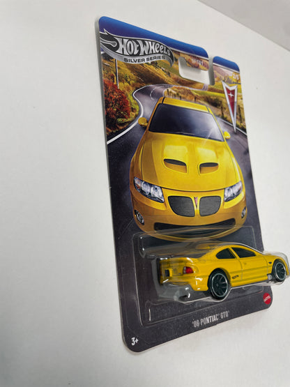 Hot Wheels 1/64 Silver Series Pontiac '06 Pontiac GTO Yellow - JKY10 - Damaged Box