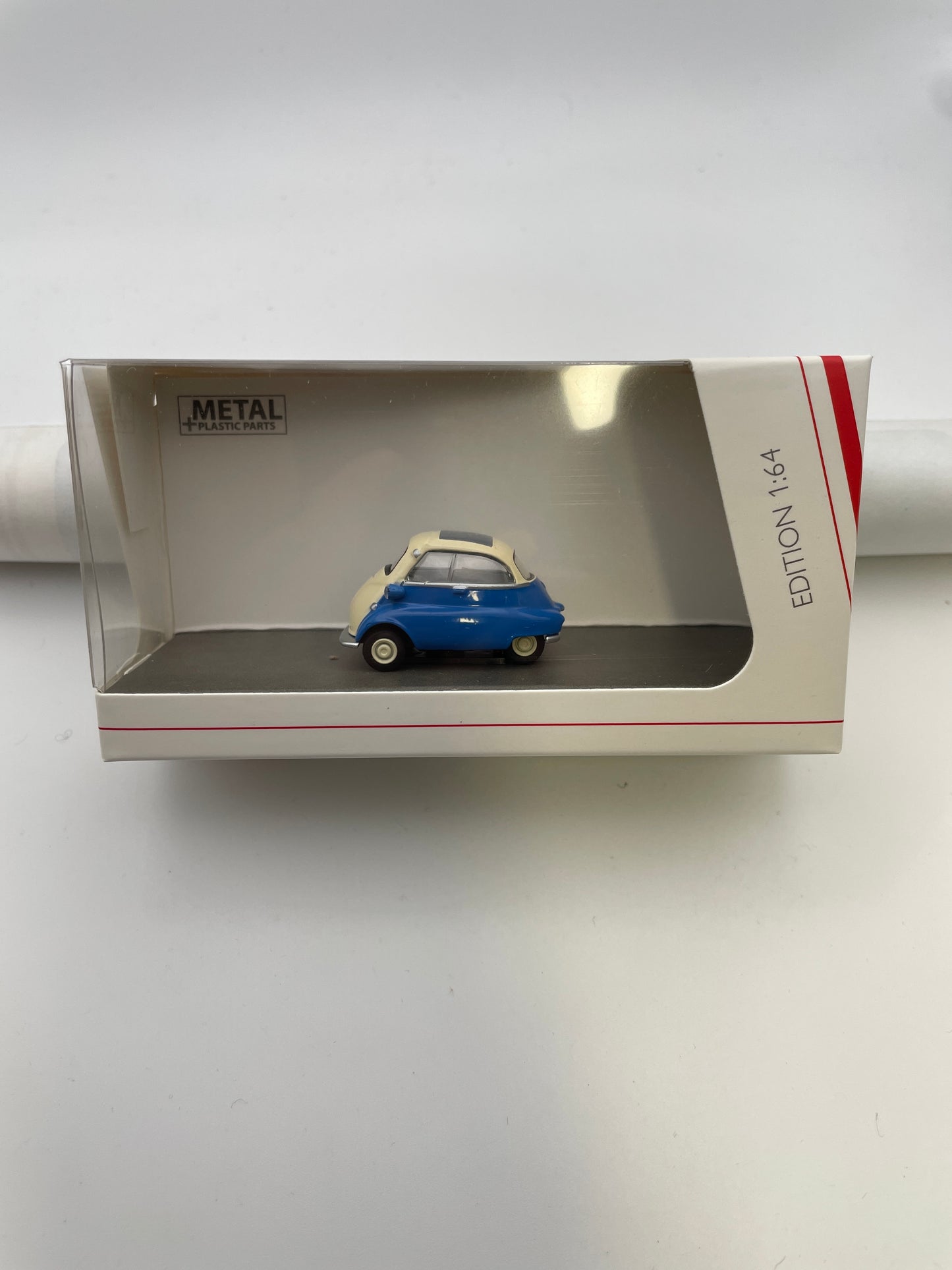 Schuco 1/64 BMW Isetta Blue & White - 45 203 8400