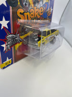 Johnny Lightning 1/64 Zingers! The Snake & Mongoose 1981 Chevrolet Silverado Yellow