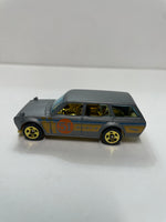 *Loose* Hot Wheels 1/64 Satin & Chrome ‘71 Datsun 510 Wagon Grey