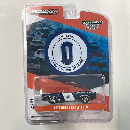 Greenlight 1/64 Hobby Exclusive Ontario Motor Speedway 1971 Dodge Challenger Blue