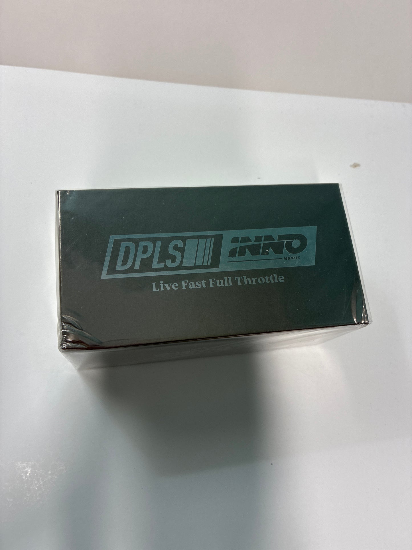 Inno64 1/64 Nissan Skyline GT-R R33 DPLS White & Black - IN64-DPLS-R33-TMCS25 - Damaged Box
