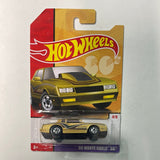 Hot Wheels 1/64 ‘86 Monte Carlo SS Gold