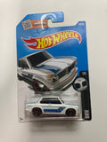 Hot Wheels 1/64 BMW 2002 White -Damaged Card