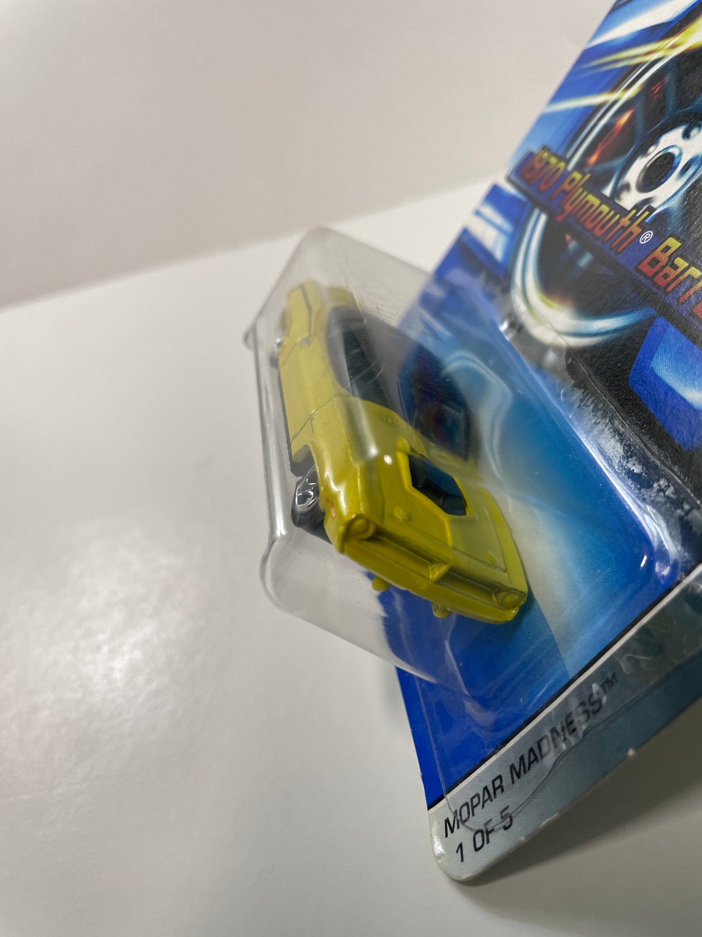 Hot Wheels 1/64 1970 Plymouth Barracuda Yellow - Damaged Box