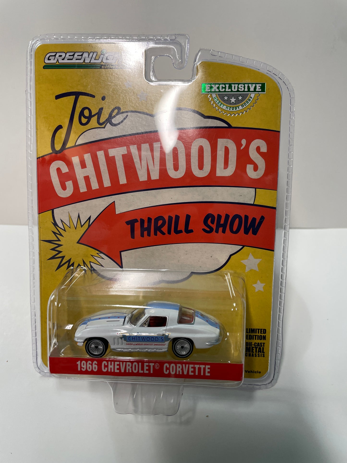 Greenlight 1/64 Hobby Exclusive Joie Chitwood's Thrill Show 1966 Chevrolet Corvette White & Blue