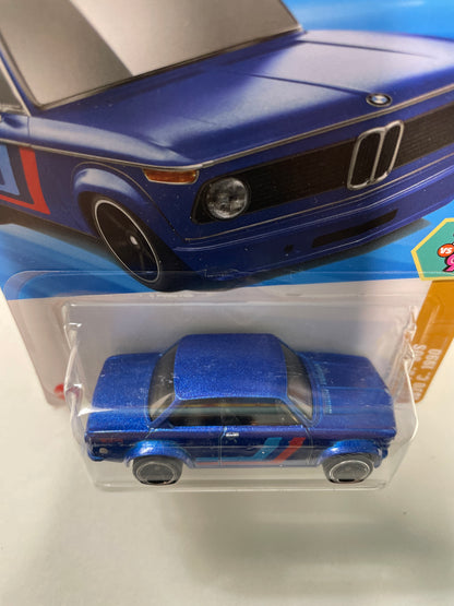 Hot Wheels 1/64 BMW 2002 Blue