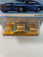 Hot Wheels 1/64 Cool Classics ‘62 Chevy Gold