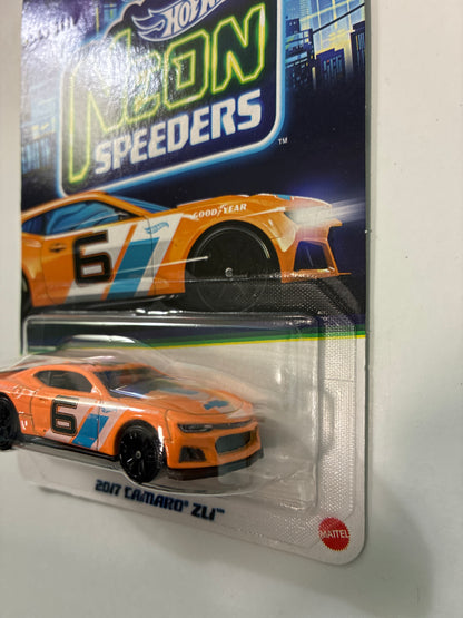 Hot Wheels 1/64 Neon Speeders 2017 Chevrolet Camaro ZL1 Orange - JKY04