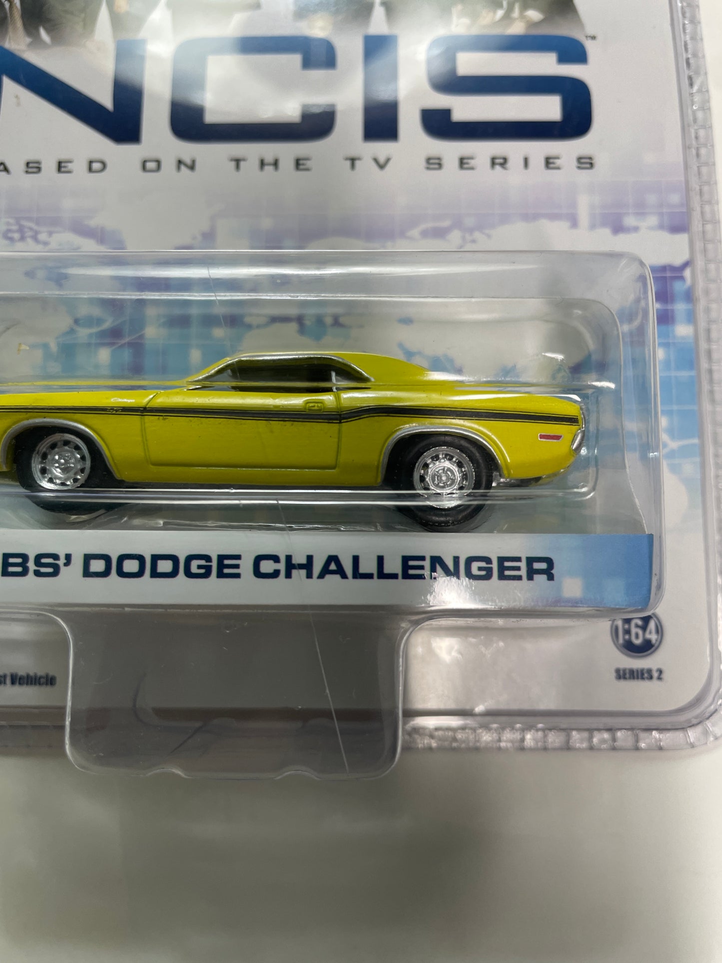 Greenlight 1/64 Hollywood NCIS Gibb’s Dodge Challenger Yellow - 44620-D - Damaged Box