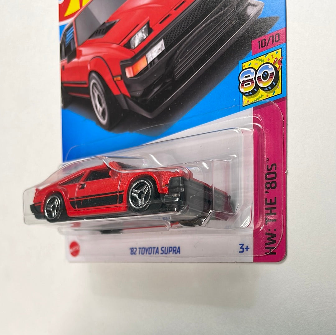 Hot Wheels 1/64 '82 Toyota Supra Red