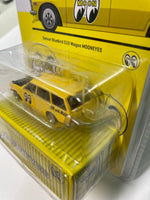 Tarmac Works Global64 1/64 Datsun Bluebird 510 Wagon MOONEYES - MIJO Exclusives Limited Edition Yellow